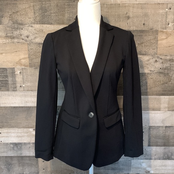Ann Taylor Factory Jackets & Blazers - Ann Taylor Factory Classic Black Blazer Size 0